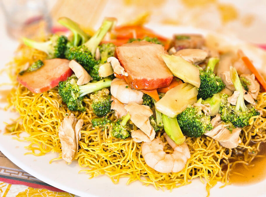 Deluxe Chow Mein